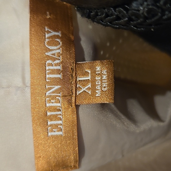 Ellen Tracy Elegant Cream Women's Jacket - Picture 6 of 8